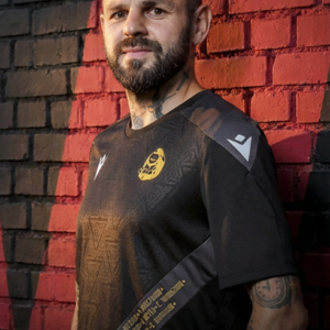 Юбилейна фланелка